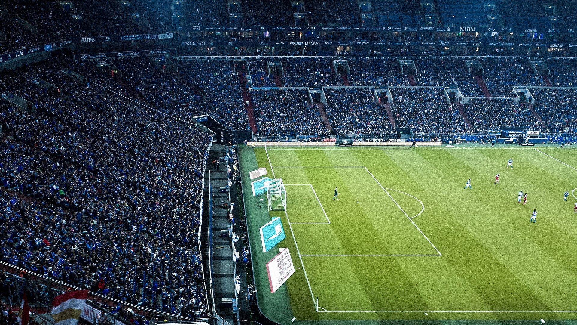 马特乌斯展望欧冠，拜仁晋级前景光明 多特底蕴犹存不容小觑