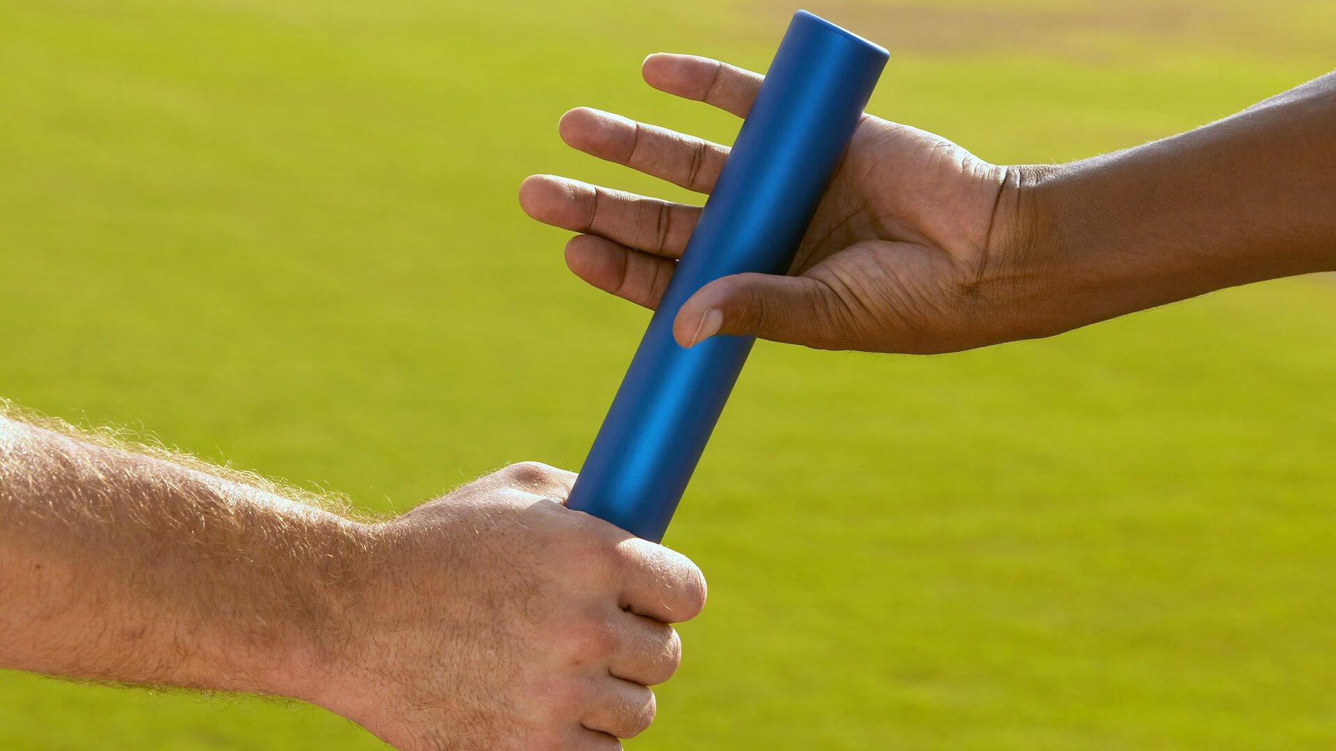 德甲劲旅锁定英超中场！狼堡官方宣布签约谢萨，1500万欧激活战术升级