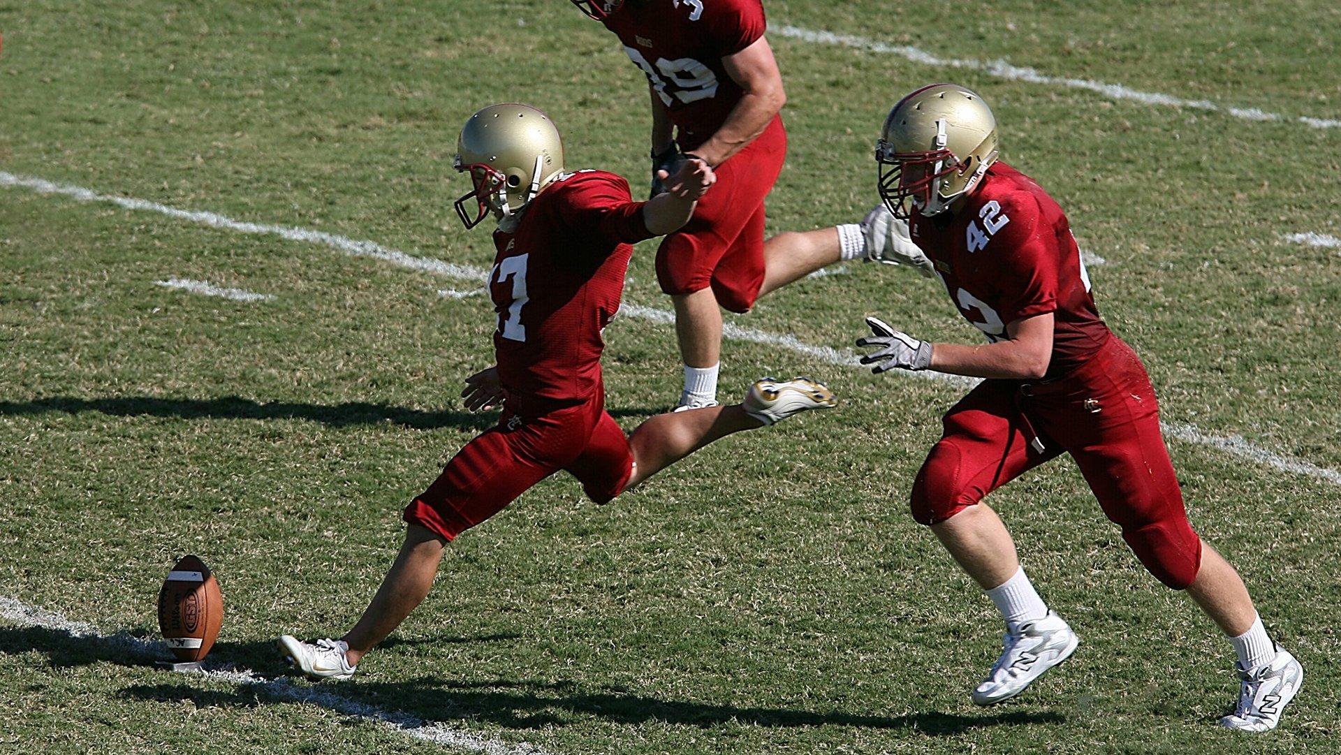 李霄鹏谈球队引援进展，新鲜血液即将注入，多项工作同步推进