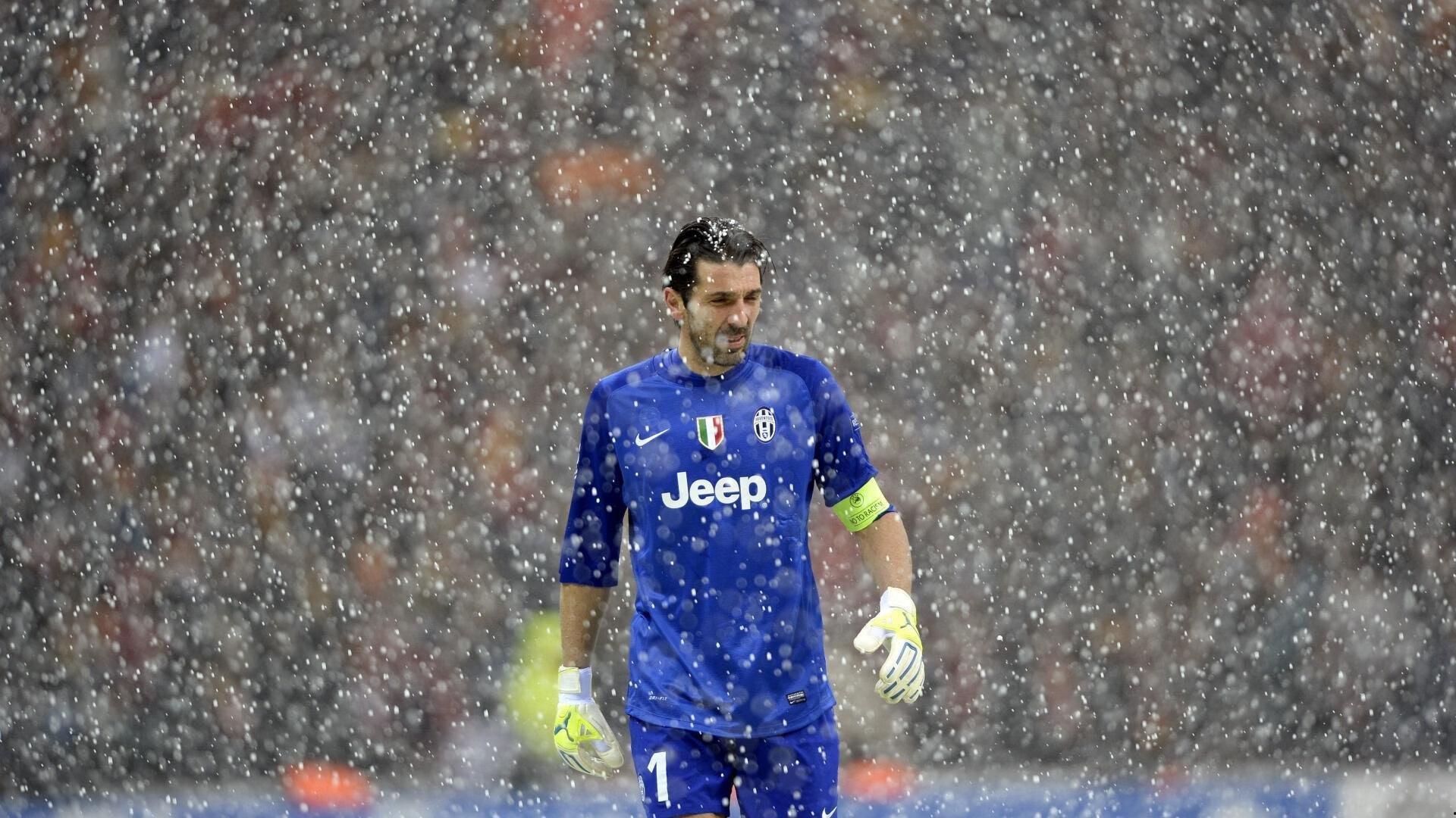 激情一夜，国米翻盘，巴黎登顶，莱万特逆转绝杀